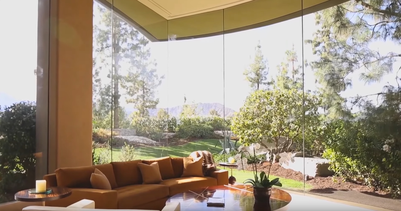 26 Photos vs. California's Desert Most Expensive Mansion In La Quinta Interior Design Tour