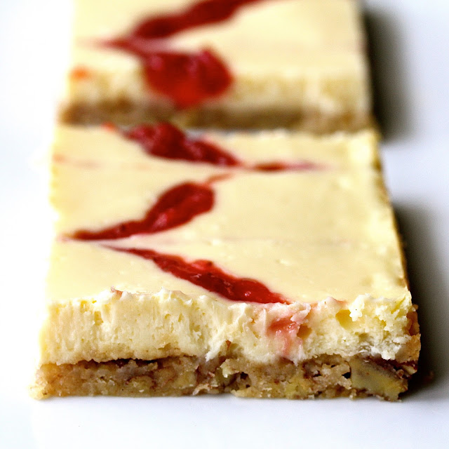 Strawberry Cheesecake Bars with Homemade Fresh Strawberry Jam Creative