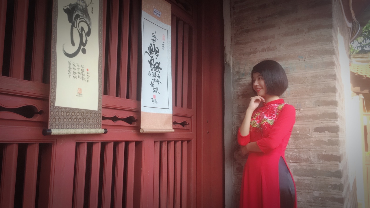 MC duyên dáng Nông Hồng Nhung MC duyên dáng Nông Hồng Nhung