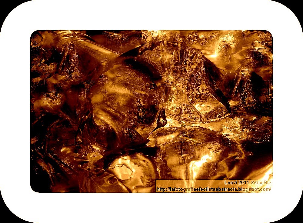 Foto Abstracta 2993 El fulgor de tu presencia y mi fantasía en soledad - The radiance of your presence and my fantasy alone Foto Abstracta 2993 El fulgor de tu presencia y mi fantasía en soledad - The radiance of your presence and my fantasy alone