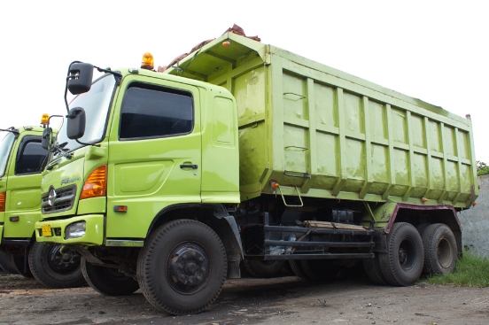 Karoseri Dump Truck Jawa Tengah-hijau pupus