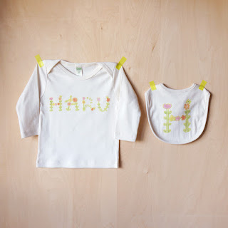 かわいい出産祝い,お名前入り,お名前プリント,オリジナル出産祝い,オーガニックコットン100%,かわいい,北欧,ベビー服,ベビーTシャツ