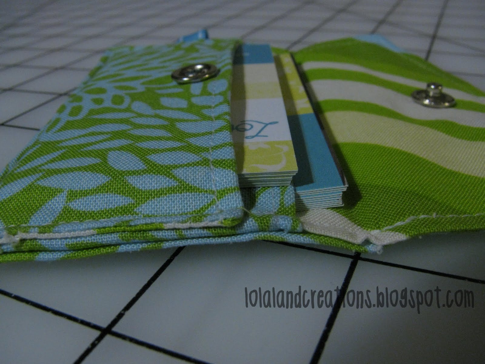 LolaLand Creations: Tutorial & GIVEAWAY: Fabric Business Card Holder
