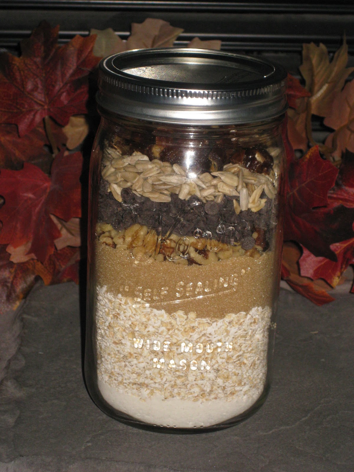 The Fusspot Giftsinajar Trail Mix Bars