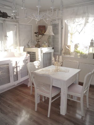 Heavens rosé Cottage: Unser kleines Esszimmer im Vintage-Stil