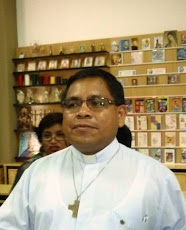 Padre del Colegio Bosco