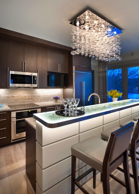 19 Adorables Ideas de Diseño de Cocinas con Muebles de Cristal