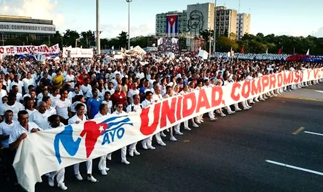 Desfile del 1 de mayo en Cuba en apoyo a Venezuela