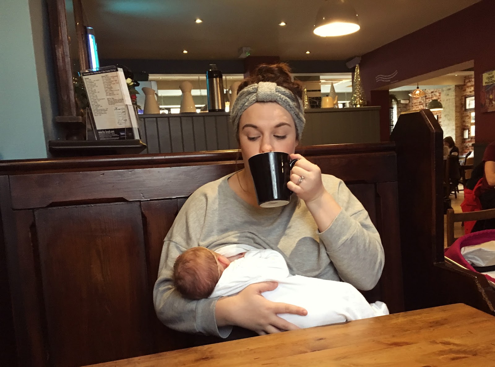 TEN TIPS FOR BREASTFEEDING IN PUBLIC The littlest darlings