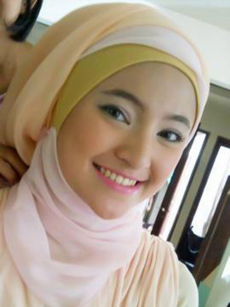 Referensi Jilbab ala Marshanda Cara Memakai Jilbab Referensi Jilbab ala Marshanda Cara Memakai Jilbab