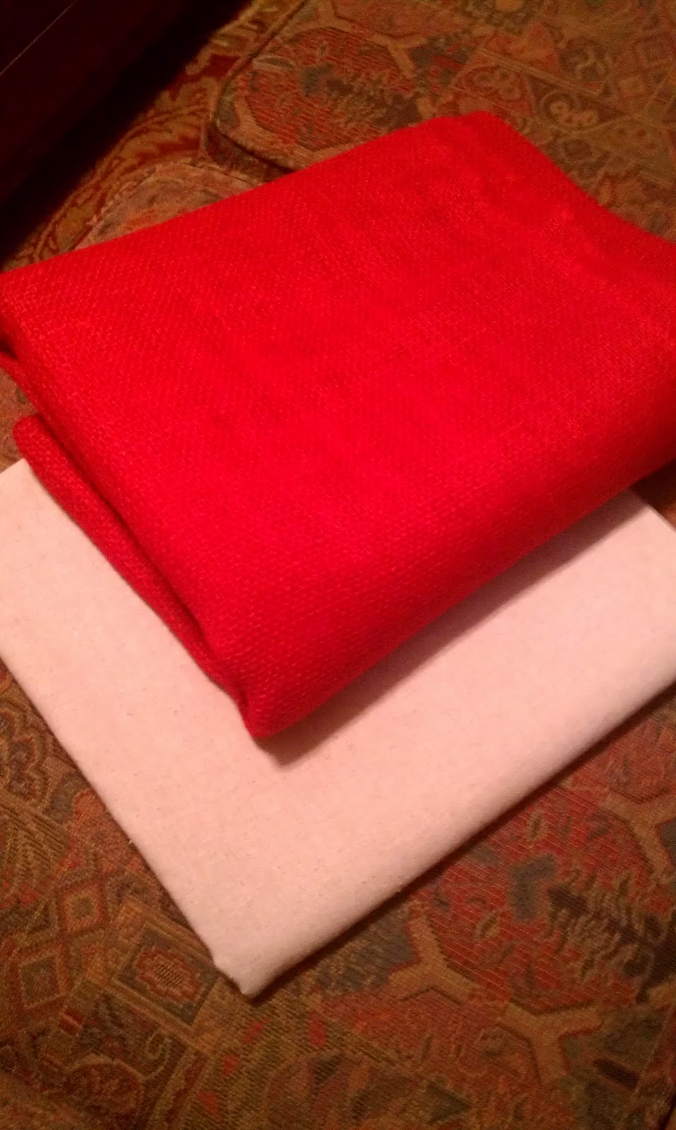 This Vintage Grove DIY No Sew Tree Skirt this-vintage-grove-diy-no-sew-tree-skirt