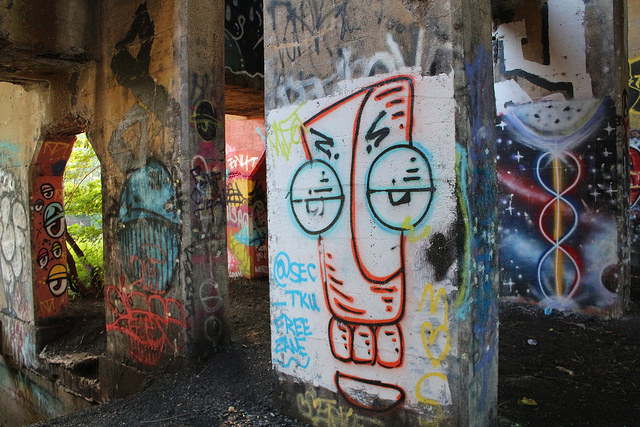 Hidden Philadelphia: Graffiti Pier {Guest Post by Expedition Jojo} | CosmosMariners.com