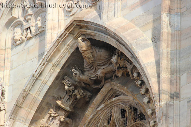 Top Things to do in Milan Italy | Duomo di Milano (Milan Cathedral) Interiors & Sculptures