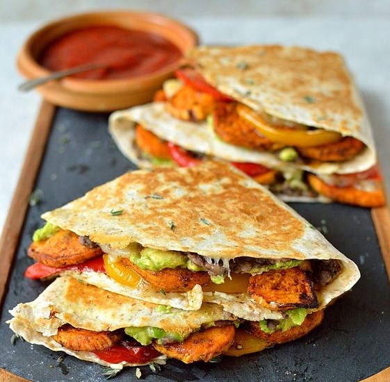 LOADED VEGGIE QUESADILLAS #Veggie #HealthyRecipe LOADED VEGGIE QUESADILLAS #Veggie #HealthyRecipe