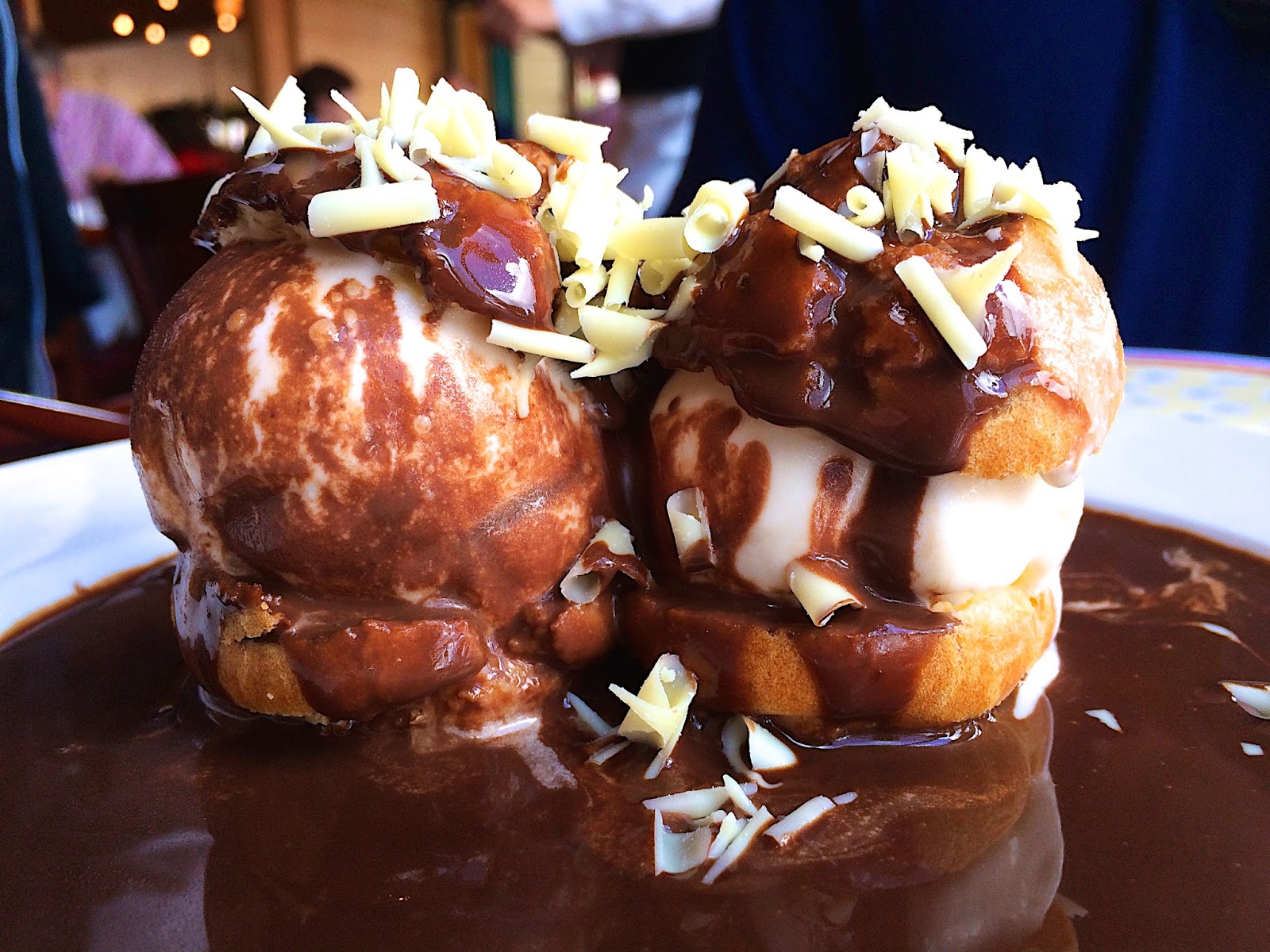 Les Chefs De France Epcot Walt Disney World Plain Chicken®