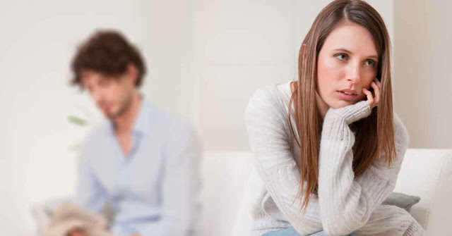 6 Hal yang Membuat Istri Merasa Keberadaanya Dalam Pernikahan Jadi Percuma. Mau Tahu? Ini Diantaranya 6 Hal yang Membuat Istri Merasa Keberadaanya Dalam Pernikahan Jadi Percuma. Mau Tahu? Ini Diantaranya