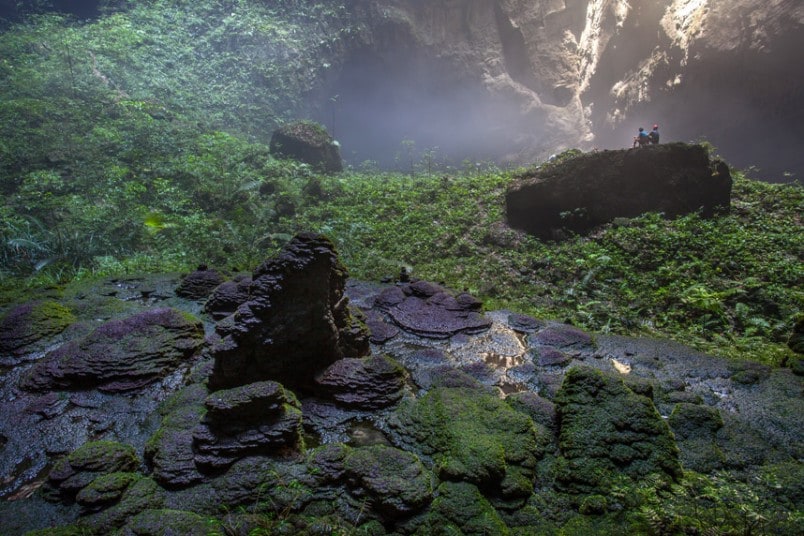 Explore Son Doong Cave The world's largest cave Most beautiful
