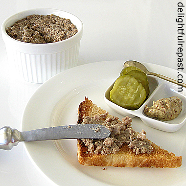 Cretons - French Canadian Meat Spread - A Centuries-Old Classic / www.delightfulrepast.com