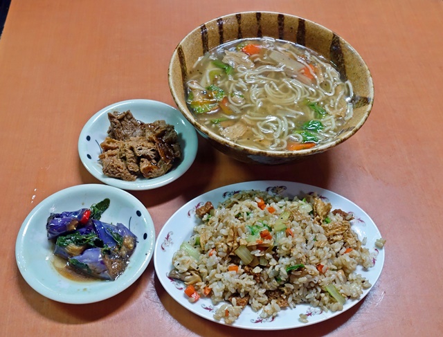 卍素食專家~台北萬華老字號素食、萬華祖師廟