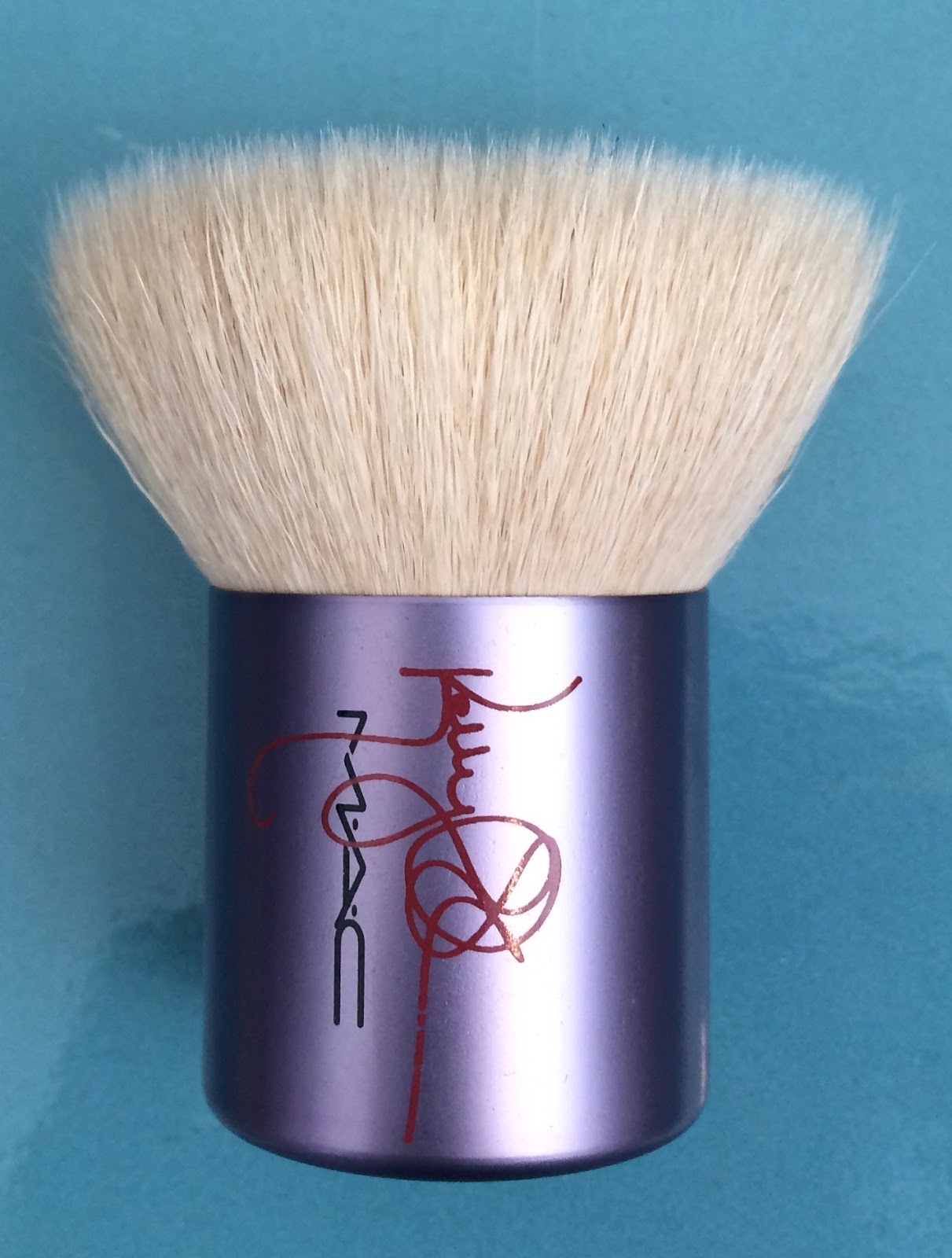 Cotton Candy Fro MAC 183 Flat Buffer Brush Review