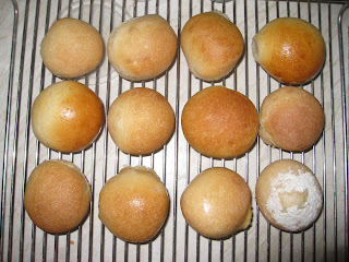 different glaze effects for bread