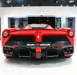 laferrari ferrari spectacular dubai