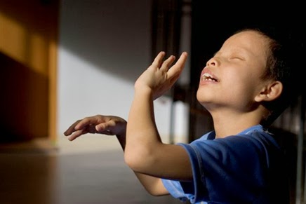 TUNA NETRA: Perkembangan Kepribadian Anak Tunanetra