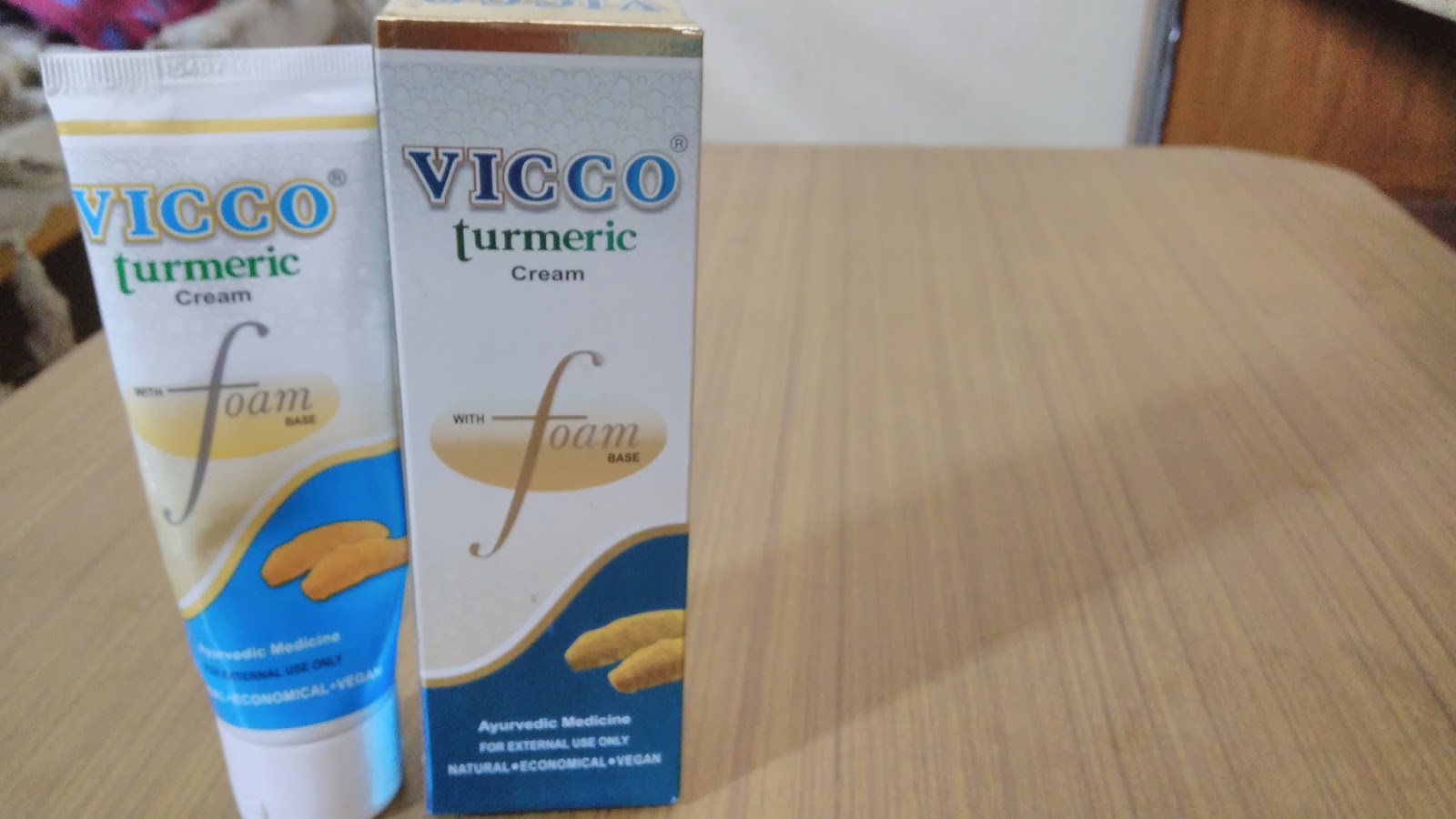 MAKE MY REVIEW Vicco turmeric face wash review in Hindi