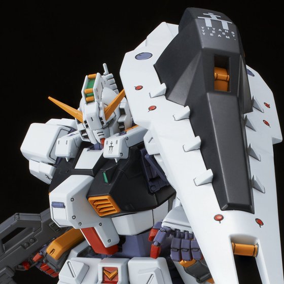 P-Bandai: MG 1/100 RX-121-1 Gundam TR-1［Hazel］Custom