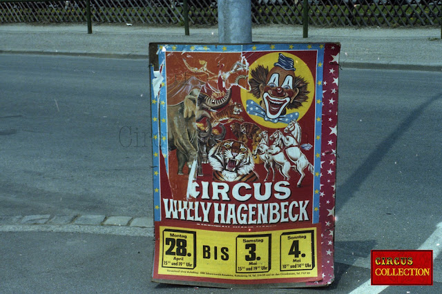 Circus Willy Hagenbeck 1980 ( direction Ingrid Hoppe) Photo Hubert Tièche   Collection Philippe Ros 