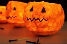 Make Jack-o`-lanterns from Balloon