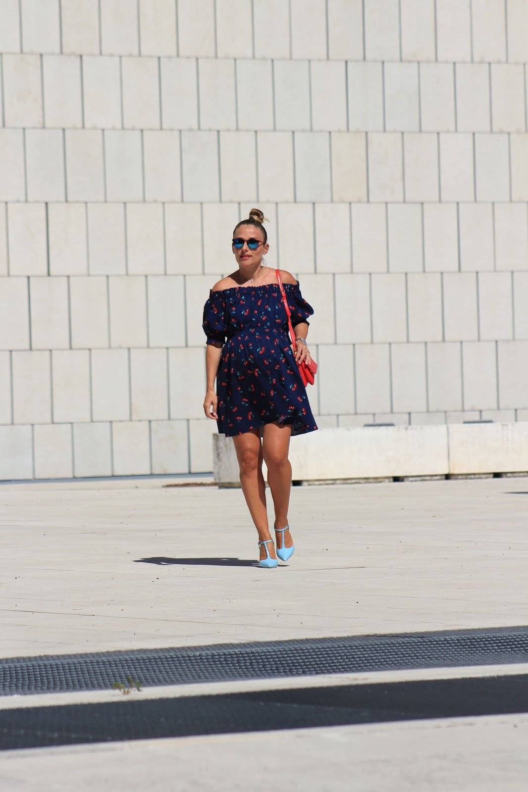 How to wear a cherry dress - Eniwhere Fashion - Rosegal