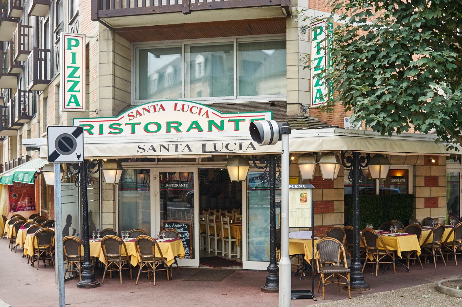 Latelier12 Pizza Santa Lucia de Deauville en 360