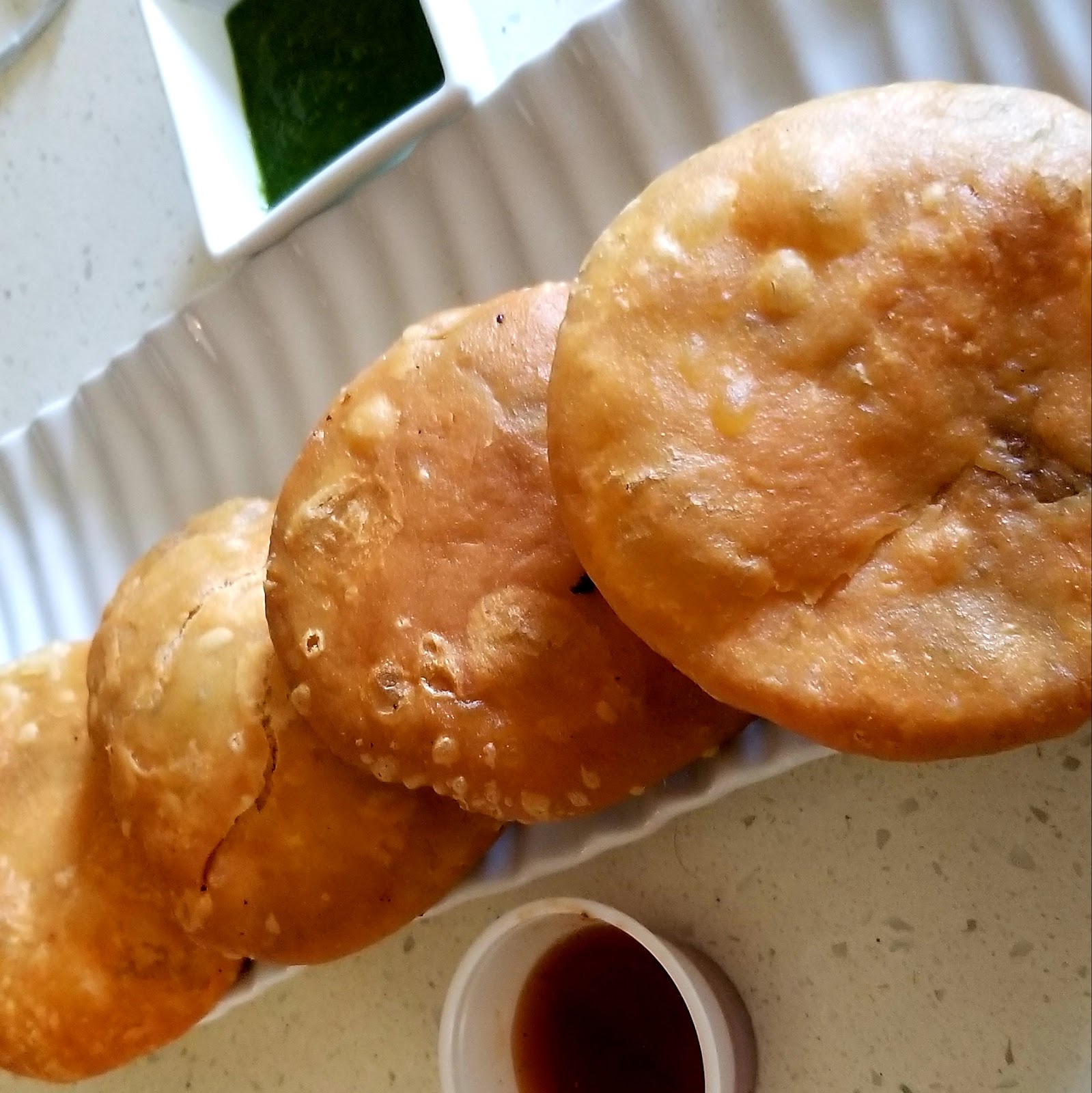 Yummy food in Tummy Onion Khasta Kachori (pyaaz ki khasta Kachori)