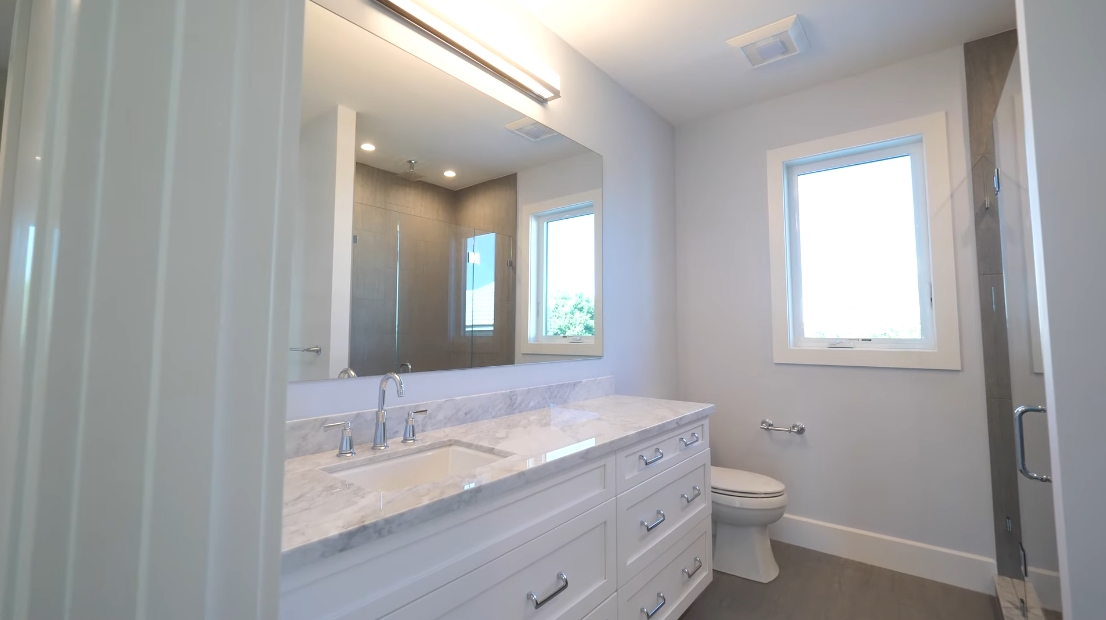 26 Interior Design Photos vs. 2026 Ocean Ridge Cir, Vero Beach, FL Luxury Home Tour