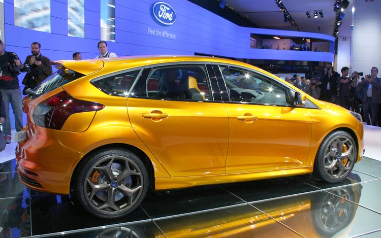 Curb weight ford focus st