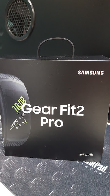 [開箱] Samsung Fit2 Pro 智慧手環, 運動游泳都支援 