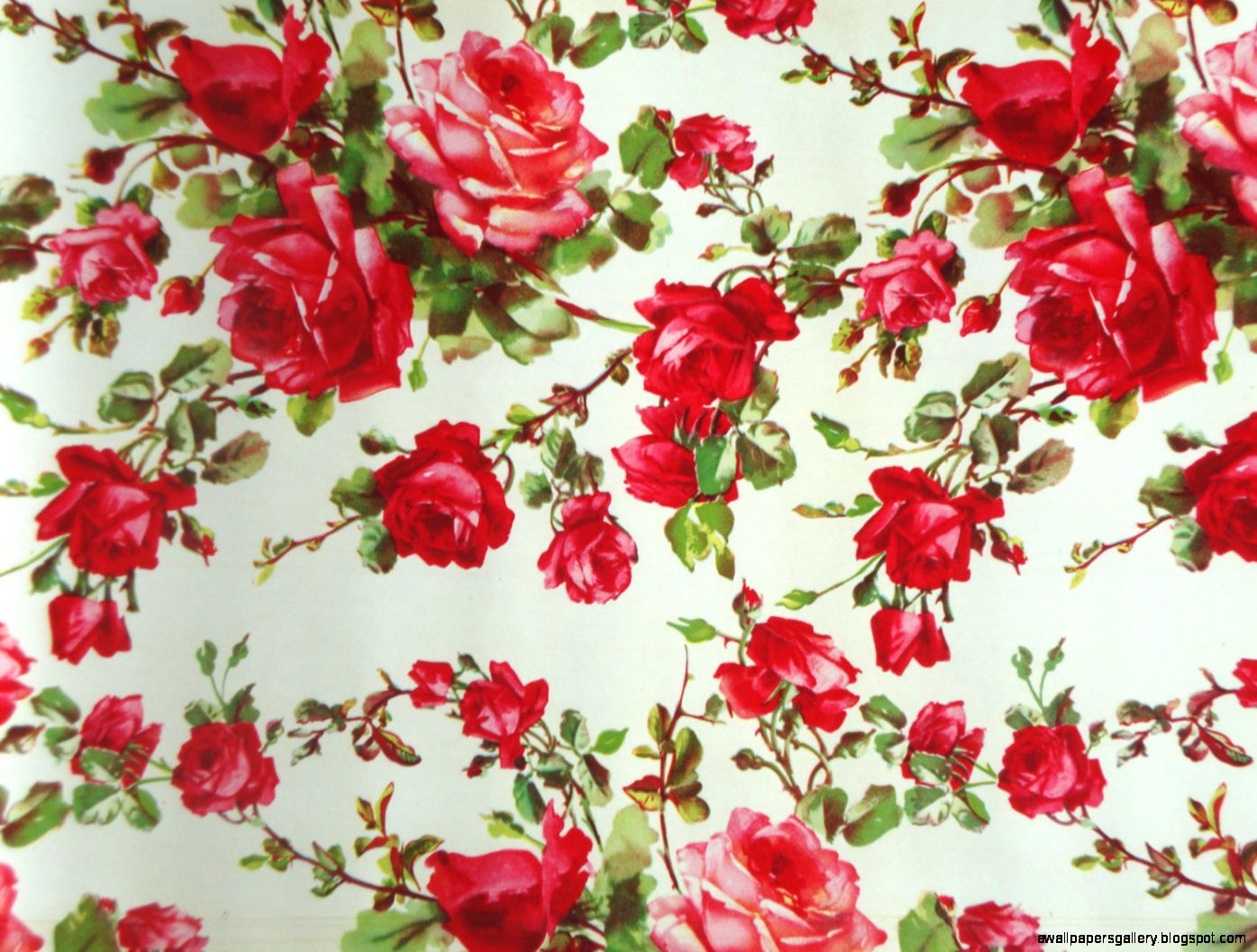 Red Vintage Roses Wallpaper