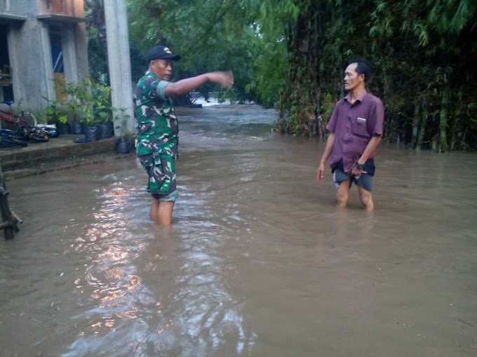 Hujan Lebat Akibatkan Banjir Di Syiar Rembang