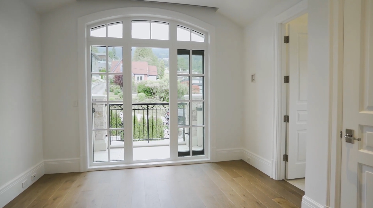 29 Photos vs. Mathers Residence, West Vancouver vs. Homes by Valentino Interior Design Tour