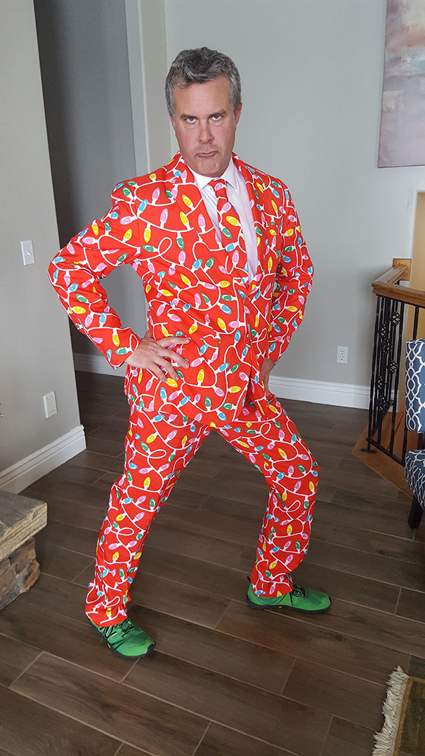 40 Photos Of The Most Hilarious Parents You Will Ever Meet - My Dad Is An Ob/Gyn, And Was On-Call For Christmas. This Is How He Went To Round On Patients This Morning