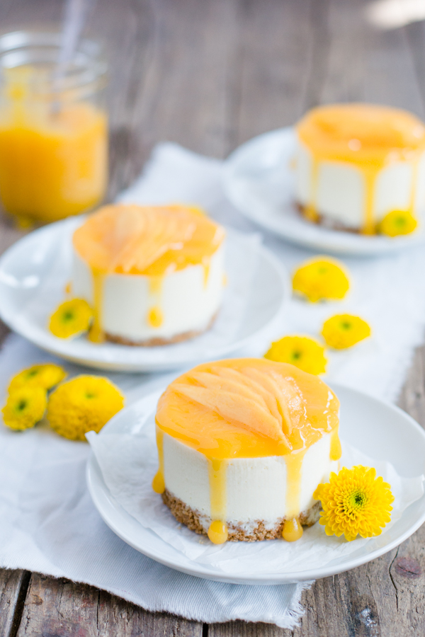 Dreierlei Liebelei: Mousse-Törtchen mit Mango und Zitrone {Gelb ...