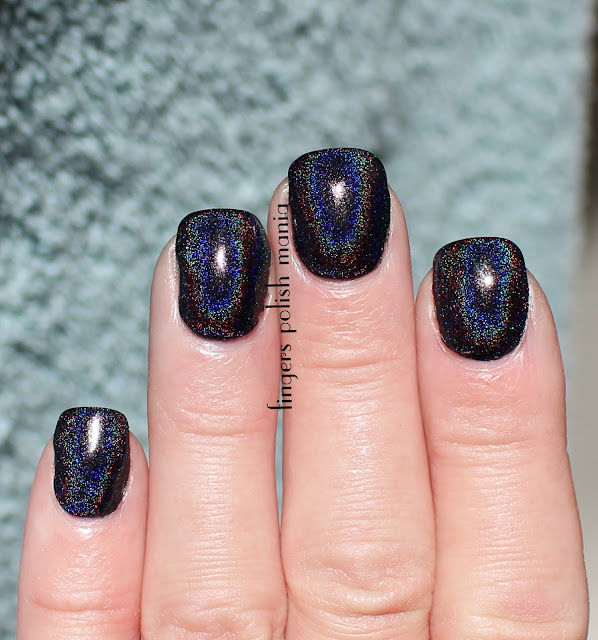 fingers polish mania Colors by Llarowe Black Gold, Texas Tea