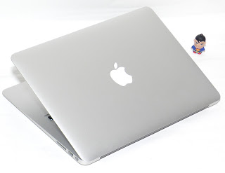 MacBook Air 13 Inchi Core i5 Early 2015 Second di Malang