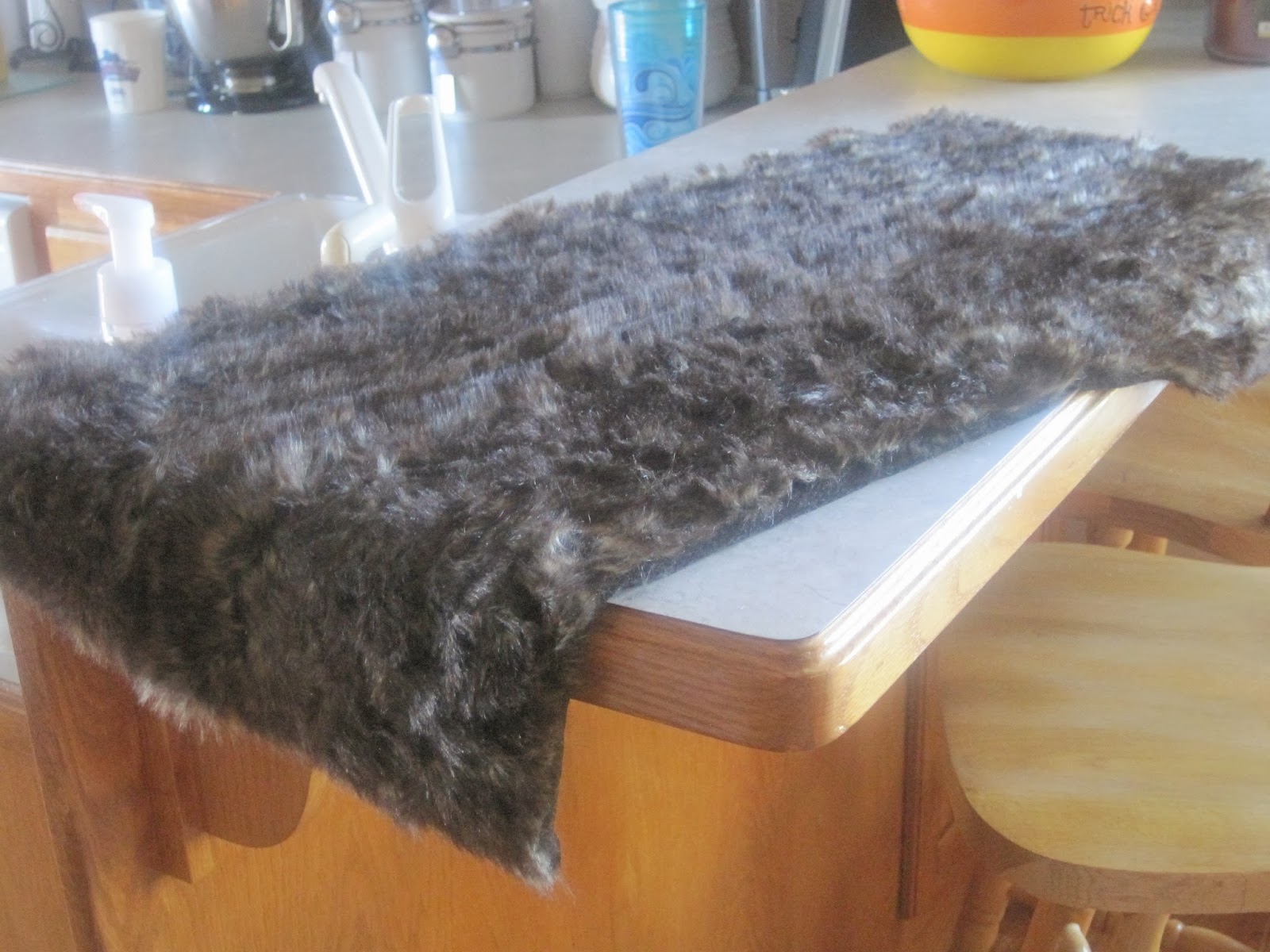 Decorated Chaos Pottery Barn Inspired Fur PillowNo Sew