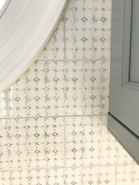 Backsplash detail in traditional blue and white kitchen in Southeastern Designer Showhouse 2017