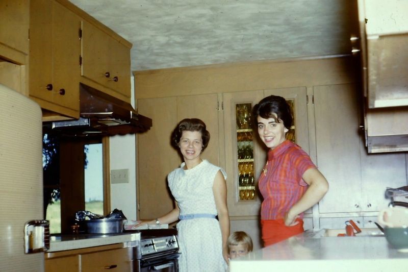 Kitchen Designs from the 1960s