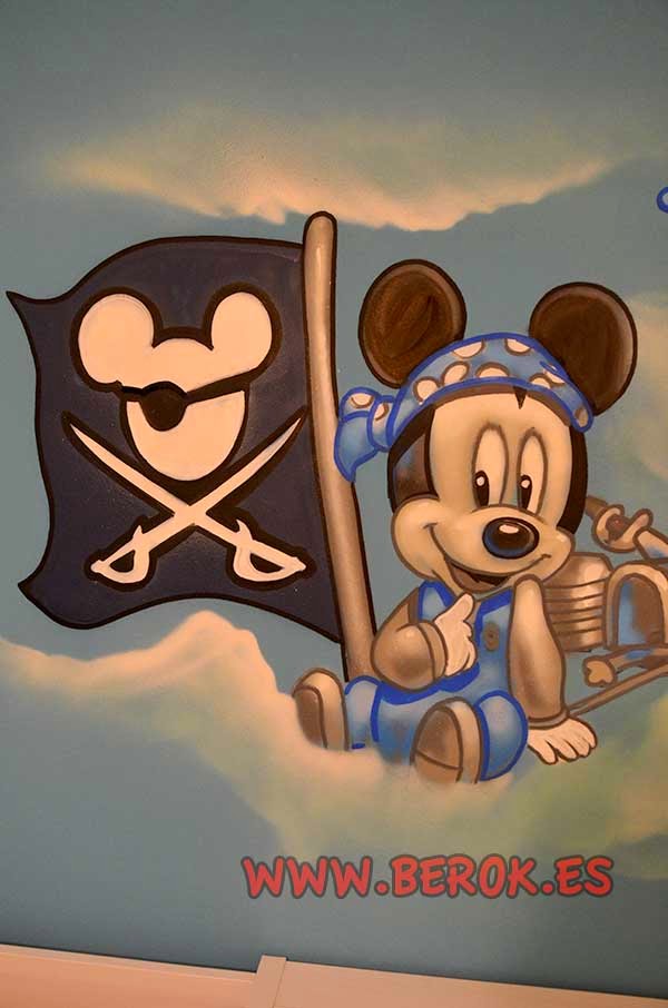 Mural infantil Mickey Mouse bebé pirata