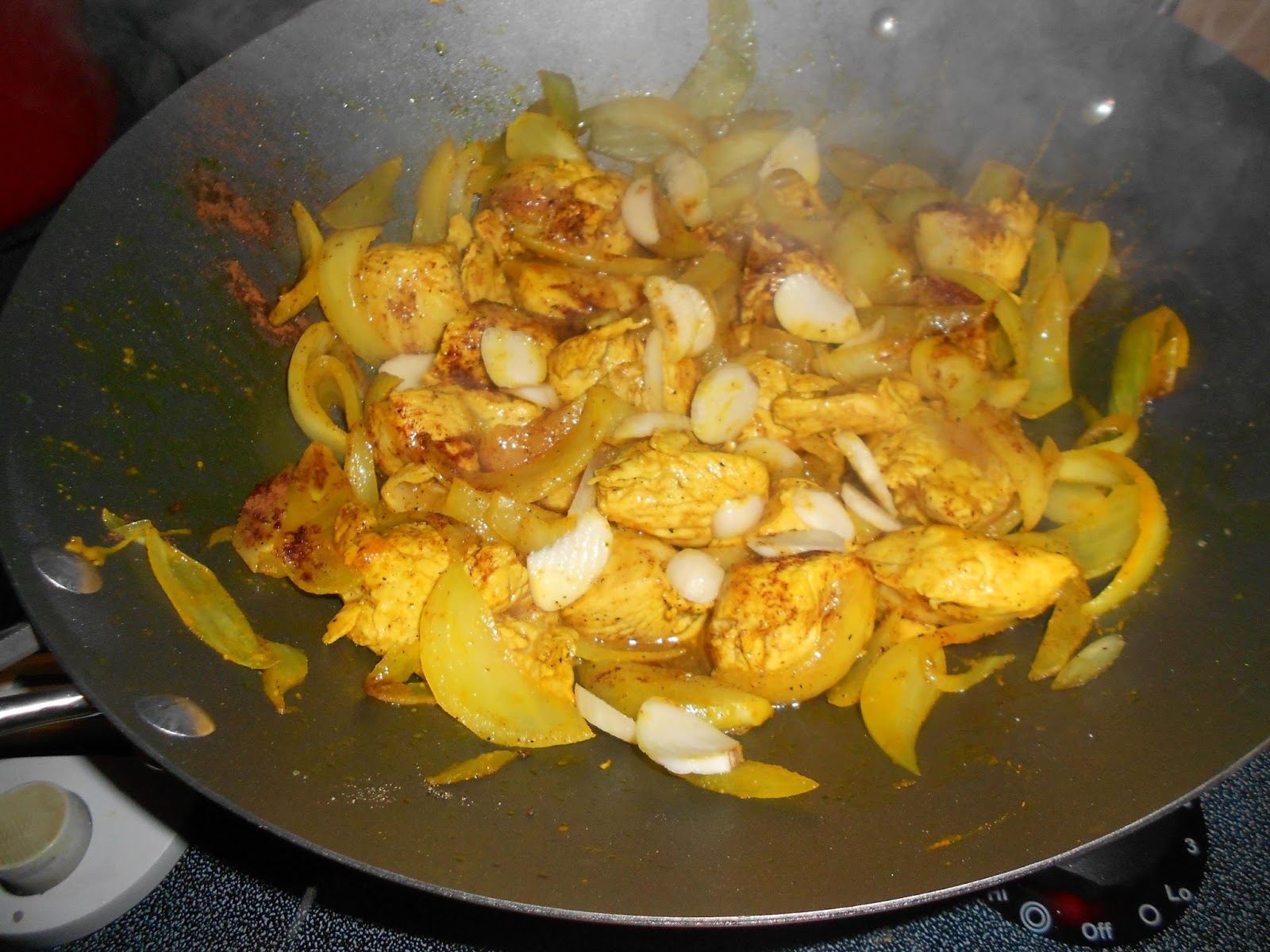 Cafe' Persia Fast Chicken Garbanzo (Khorak chini)