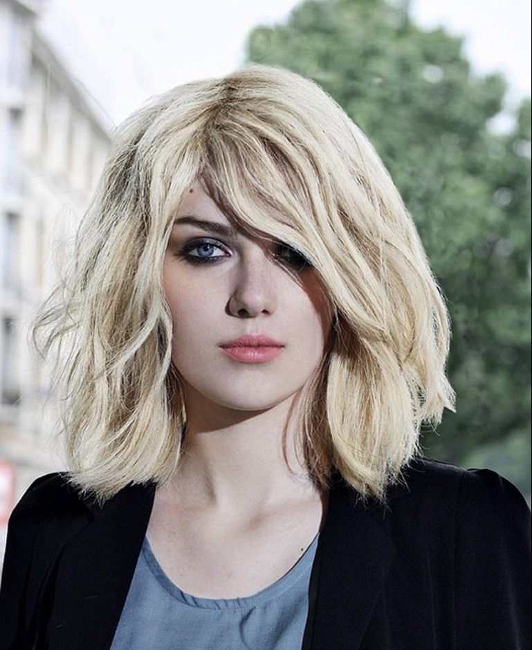 Каре шэг боб. Рваное каре блонд. Гранж боб стрижка женская. Лонг боб гранж. Каре гранж.